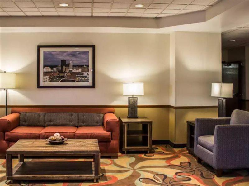 Quality Inn Akron Bagian luar foto